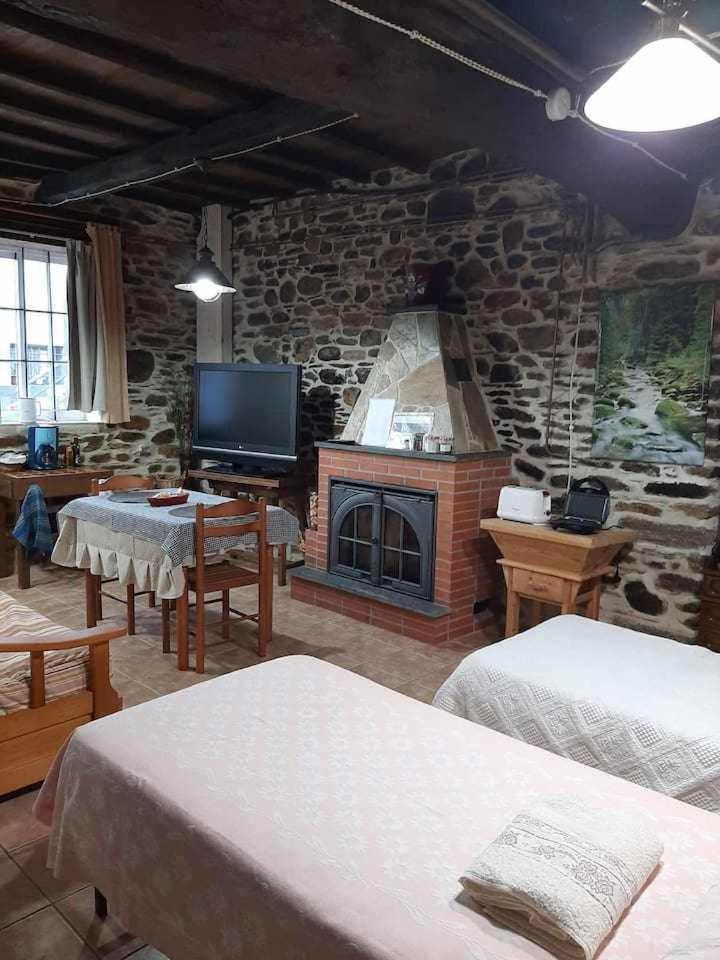 Casa Do Hiebra Alojamiento Rural Ribeira Sacra Castroncelos Esterno foto